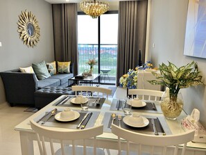 Superior Apartment | Private kitchen - Bom Homes- Vinhomes Ocean Park  (Hanoi)