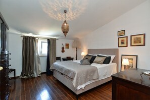 4 bedrooms, Internet
