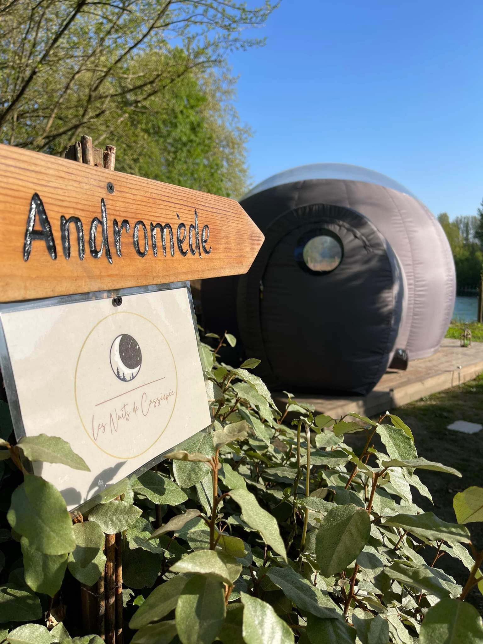 Panoramic Double Room, Canal View (Bulle Andromède) | Garden
