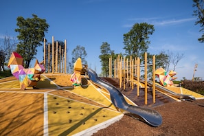 Children’s play area – outdoor