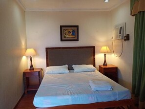Room - Reddoorz Near Gaisano Grand Cordova (Cordova)