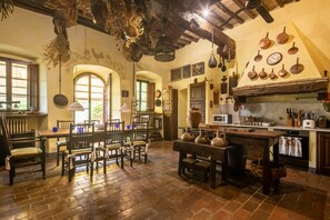 Villa Exclusive, 6 camere da letto | Cucina privata | Frigorifero con congelatore, microonde, forno, piano cottura