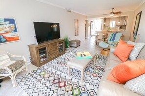 TV - SABTC 303--Luxury 2 Bedroom/2 Bath Ocean View Condo! (St. Augustine)