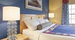 3 bedrooms, in-room safe, desk, iron/ironing board