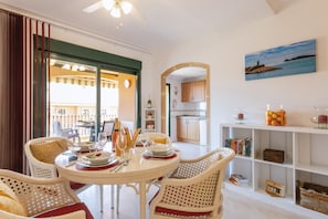 Dining - Floridamar Mimosa (Javea / Xàbia)