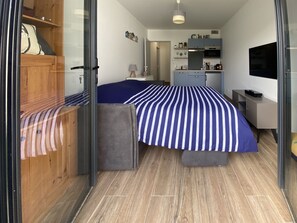 1 chambre, bureau, Wi-Fi gratuit, draps fournis