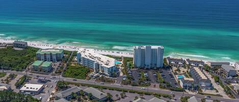 BeachCrest Grounds & Amenities