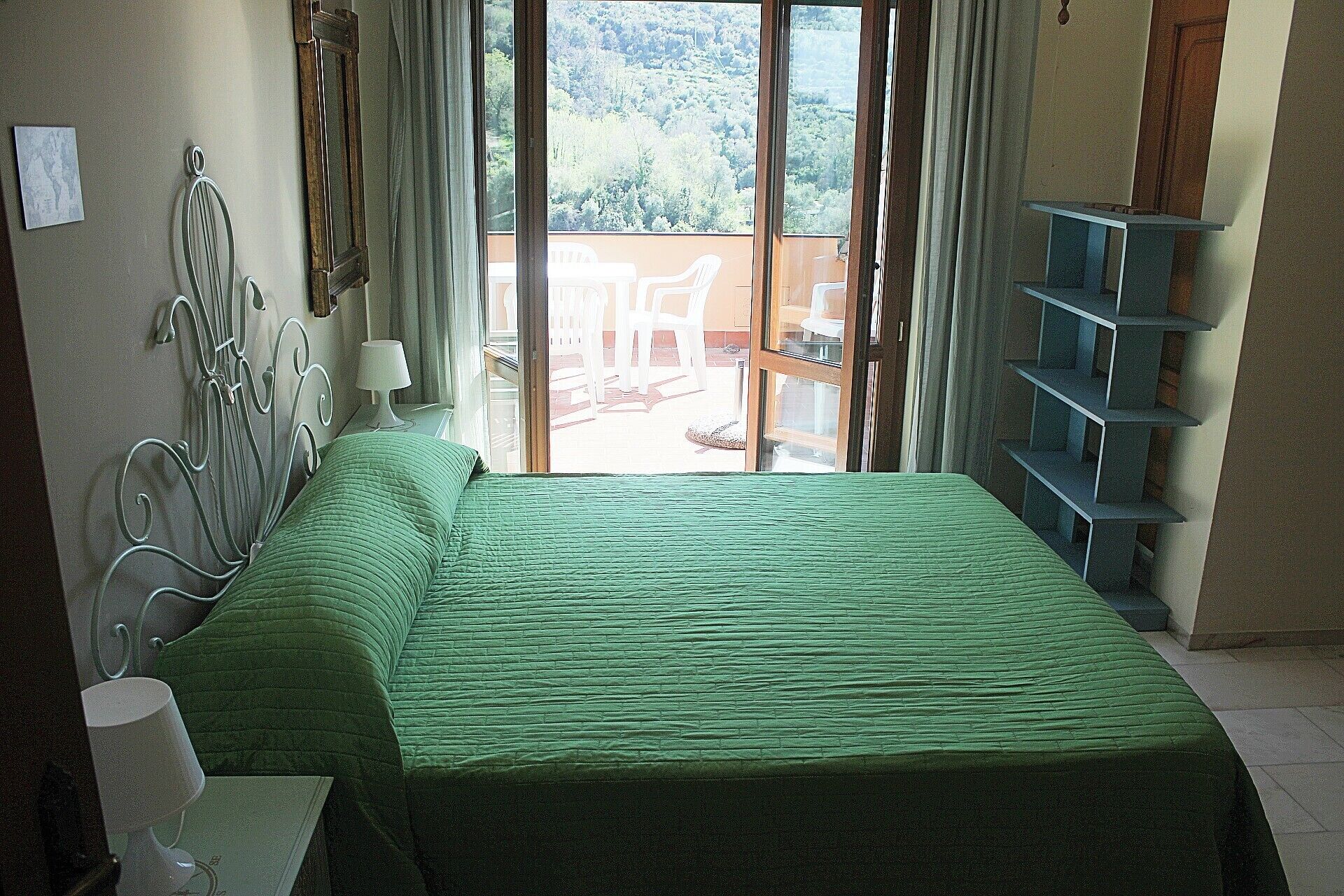 3 chambres, bureau, fer et planche à repasser, Wi-Fi gratuit