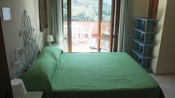 3 chambres, bureau, fer et planche Ă repasser, Wi-Fi gratuit