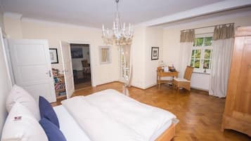2 Schlafzimmer, Bügeleisen/Bügelbrett, WLAN, Bettwäsche