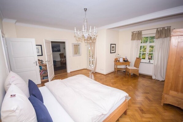 2 Schlafzimmer, Bügeleisen/Bügelbrett, WLAN, Bettwäsche