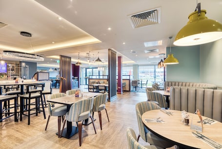 Restaurantes. Premier Inn Faversham