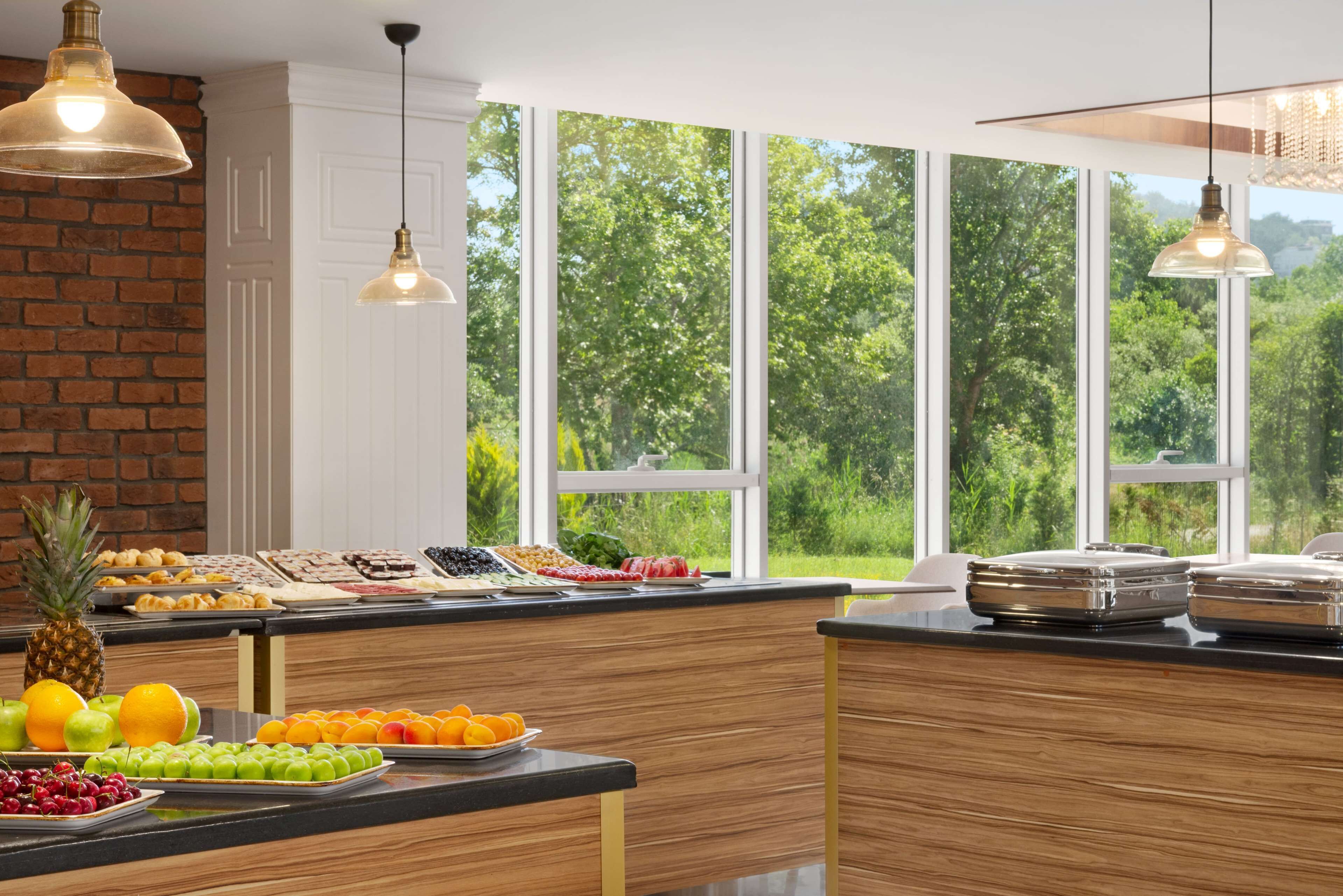 매일 뷔페 무료 아침 식사 포함