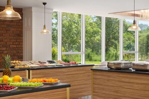 Colazione a buffet inclusa, servita tutte le mattine