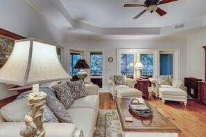 Smart TV - 8118 Wendover Dunes - 3 Bedroom Coastal Comfort Villa in Palmetto Dunes (Hilton Head Island)