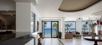 Golden Bay Boutique Hotel & Bungalows