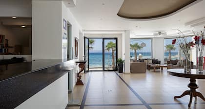 Golden Bay Boutique Hotel & Bungalows