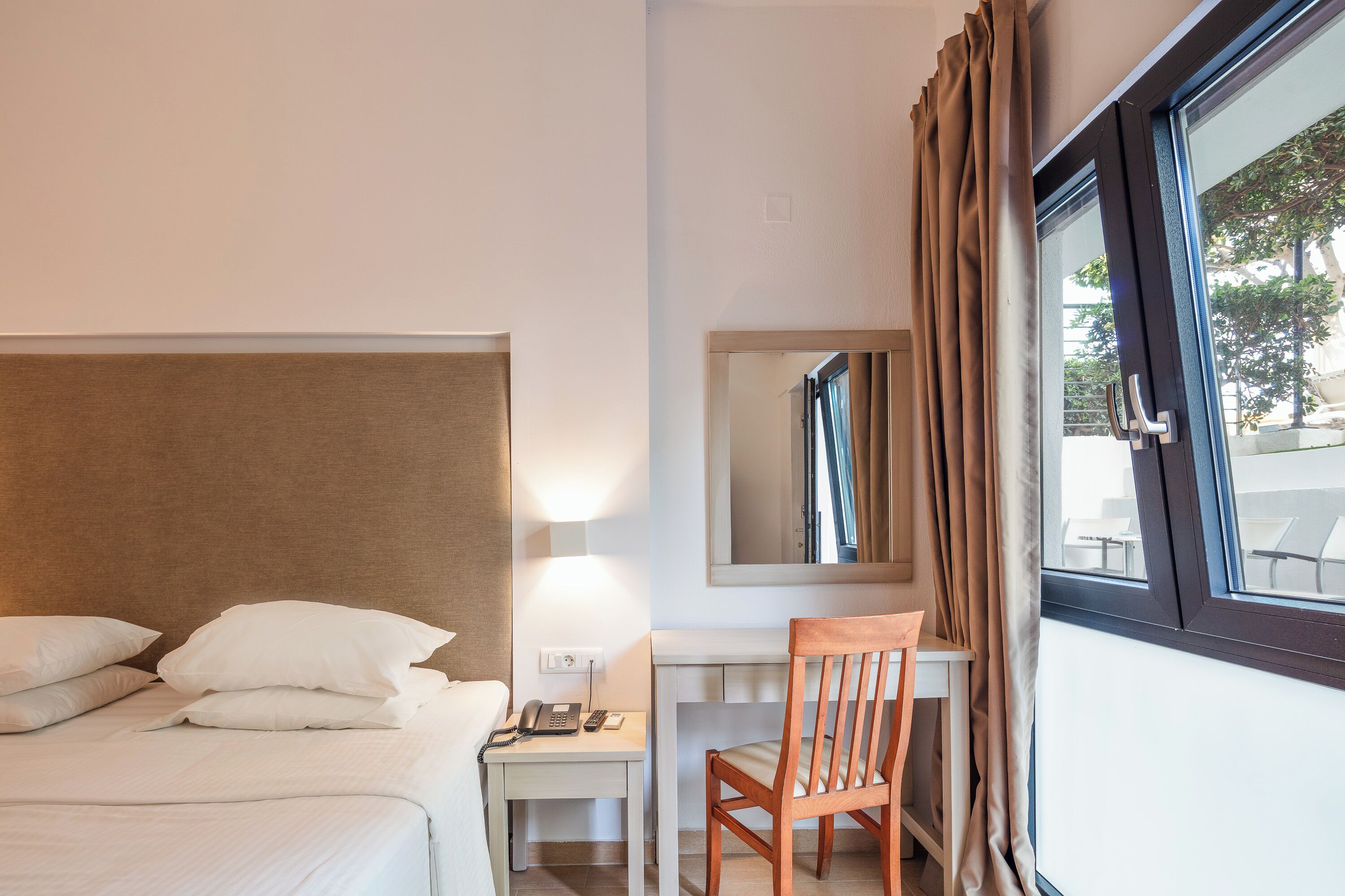 Foto - Golden Bay Boutique Hotel & Bungalows