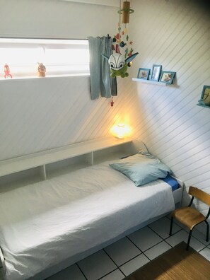 3 chambres, fer et planche à repasser, Wi-Fi gratuit, draps fournis