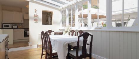 Ferienhaus | Esszimmer