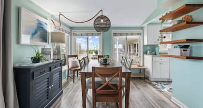 SurfShack 2 Bedroom 2 Bath w Loft, Ocean and ICWW Views at Wrightsville Beach