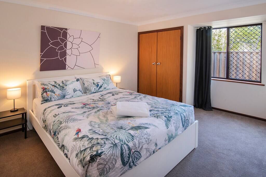 Duke Street Hideaway — image 9