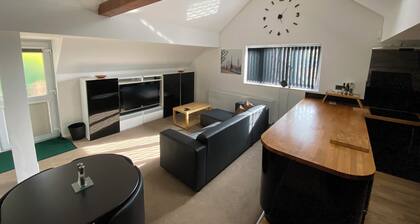 Spacious One Bed Deluxe Apartment in Daventry