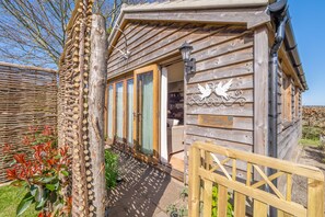 Exterior - The Bothy, Ringstead, Norfolk (Ringstead)