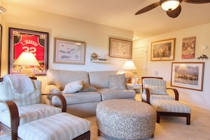 TV, fireplace, ping pong
