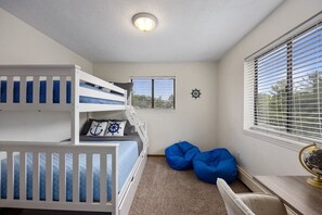 2 bedrooms, iron/ironing board, travel cot, WiFi