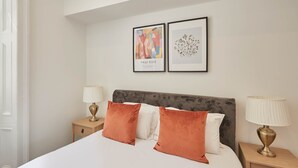 Unclassified image, 5 of 10, button - Seaview Retreat (Whitby)