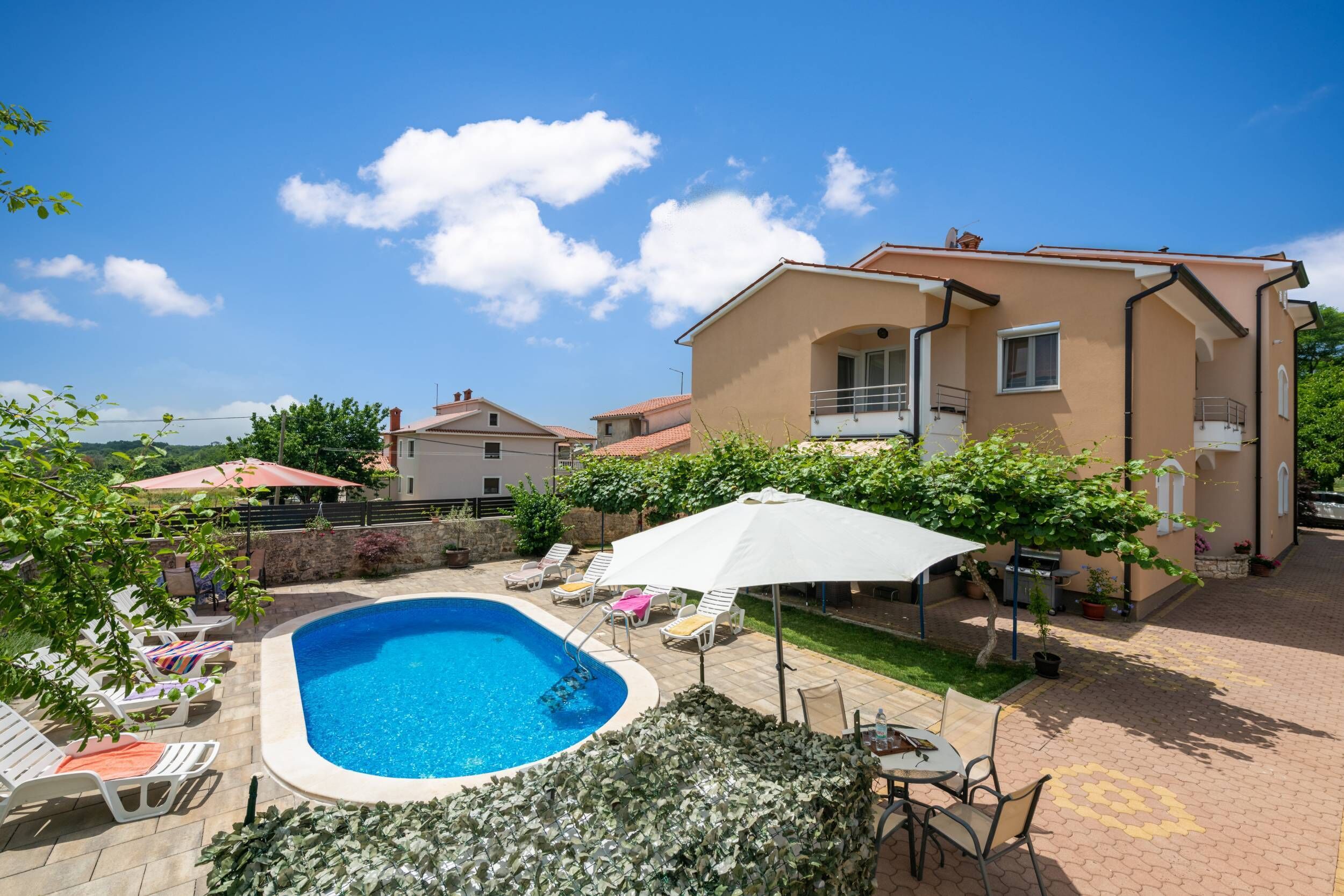 Piscine extérieure