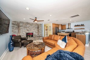 TV, fireplace, DVD player, offices