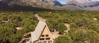 The Point: Crestone Vacation Home