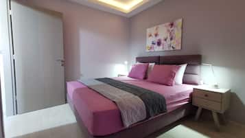 Romantic Apartment | 1 bilik tidur, kalis bunyi, seterika/papan seterika