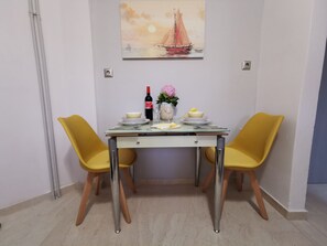 Romantic Apartment | Living area