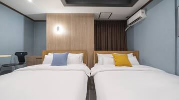 Deluxe Twin Room | Free WiFi, bed sheets