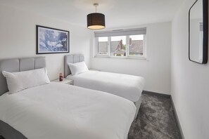 Casa | 5 habitaciones, decoración personalizada y muebles diferentes