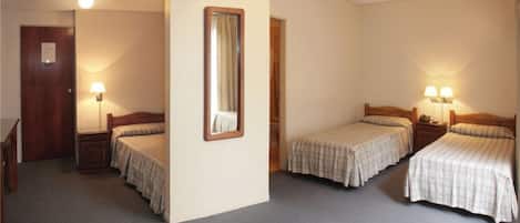 Coffres-forts dans les chambres, bureau