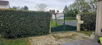 Logement Avec Jardin Privatif Proche Cures et Plages