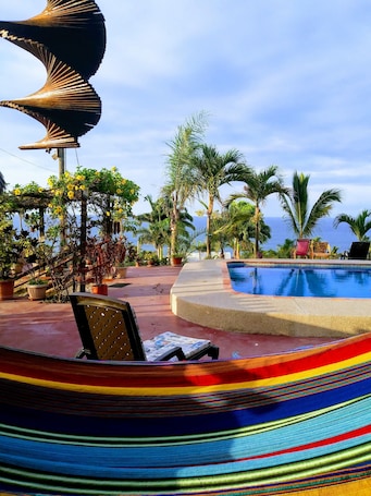 Pool. AGUACLARA: Tu Castillo de Arena Soñado, Seguro y Privado!