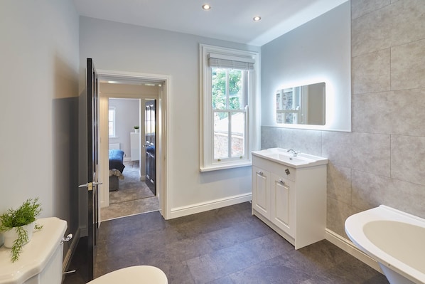 House | Bathroom | Towels