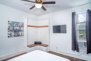 Apart Daire (1 Bedroom) | 1 yatak odası, ütü/ütü masası, çarşaf takımı 