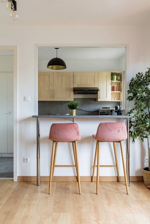 Private kitchen - 2* - LE COSY - Apartment with Parking & Balcony (Strasbourg)