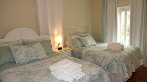 3 bedrooms, iron/ironing board, travel cot, free WiFi