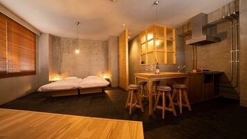 1 bedroom, desk, free WiFi, bed sheets