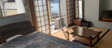 1 dormitori, escriptori, wifi gratuïta i roba de llit