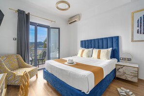 Superior Room, Balcony, Sea View | Hypo-allergenic bedding, in-room safe, individually decorated - MR P. Boutique Residence (Skiathos)