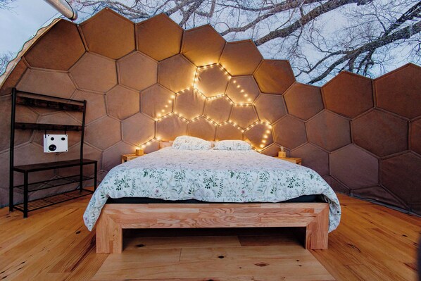 Romantic Tree House, Ensuite | Premium bedding, individually decorated, individually furnished - Les Bulles Perchées de Lartigue (Margouet-Meymes)