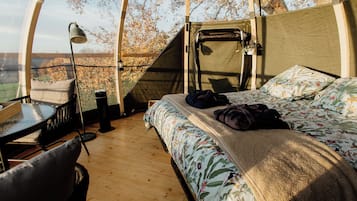 Panoramic Tree House, Ensuite | Premium bedding, individually decorated, individually furnished